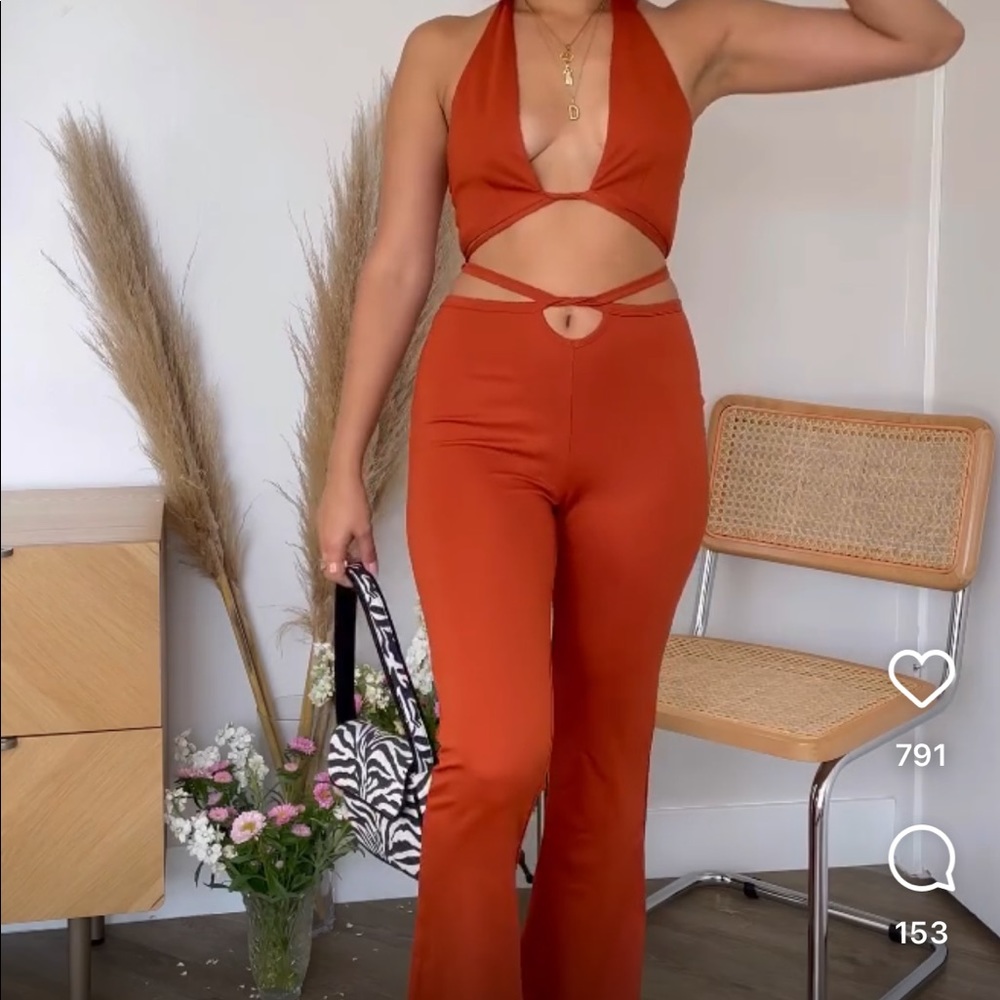 Matching orange set GLASSONS